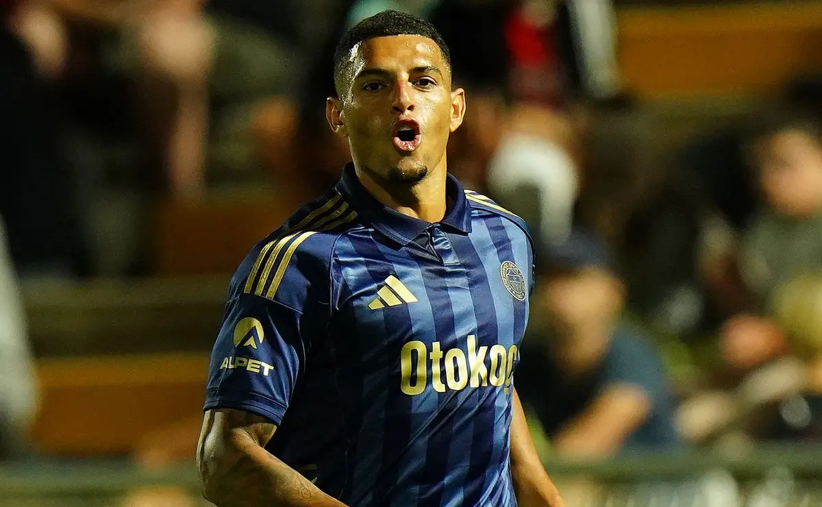 Internacional avança em contratação de zagueiro e Diego Carlos é o alvo, informa jornalista Internacional avança em contratação de zagueiro e Diego Carlos é o alvo, informa jornalista