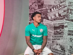 Kennedy exalta amadurecimento no Fluminense e projeta protagonismo