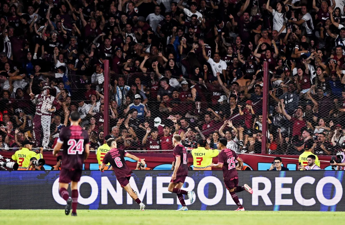 Lanús 0 x 1 Flamengo: melhores momentos