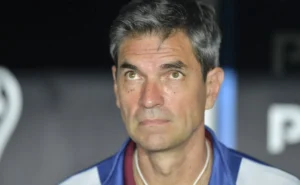 Lanús enfrenta o Flamengo na Recopa com desfalques e incertezas