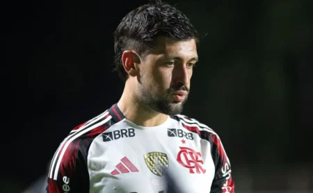 Lanús x Flamengo: Vidente prevê equilíbrio e define favorito na final da Recopa