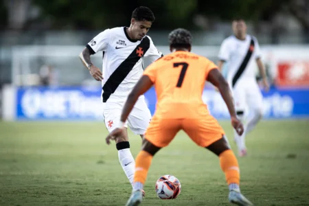 Lucas Freitas: Vasco resiste à proposta da China pelo jogador