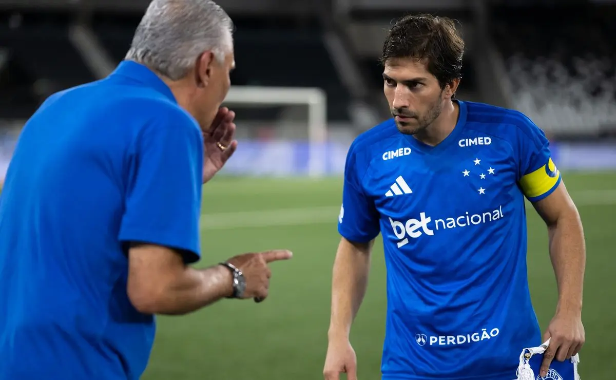 Lucas Silva expõe conselho de Tite crucial para gol do Cruzeiro Lucas Silva expõe conselho de Tite crucial para gol do Cruzeiro