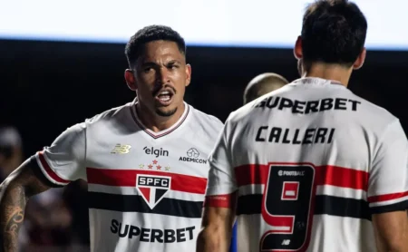Luciano renova contrato até 2028 e São Paulo avança em renovações de cinco jogadores importantes Luciano renova contrato até 2028 e São Paulo avança em renovações de cinco jogadores importantes