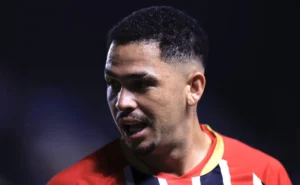 Luciano treina com o grupo e reforça o São Paulo contra o Primavera