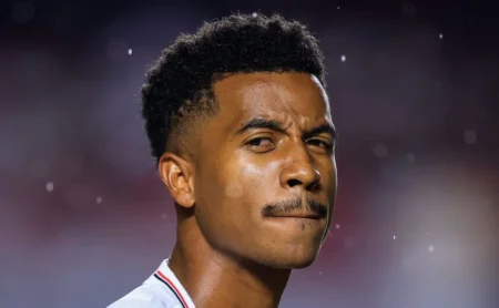 Marcos Antônio renova contrato com o São Paulo: multa rescisória se aproxima de R$ 1 bilhão, informa Valentin Furlan