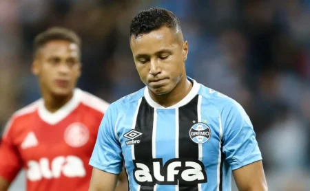 Marlon revela bastidores e projeta Grêmio mais forte em 2025 após classificação no Gauchão