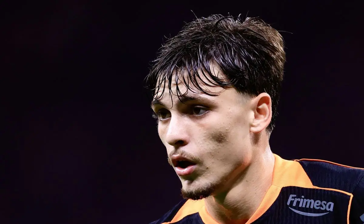 Matheus Martinelli, Breno Bidon e Danilo buscam vaga na Seleção Brasileira após lesão de Bruno Guimarães Matheus Martinelli, Breno Bidon e Danilo buscam vaga na Seleção Brasileira após lesão de Bruno Guimarães