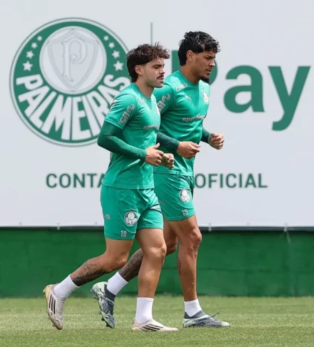 Maurício busca espaço no Palmeiras com a Copa do Mundo no horizonte