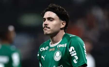 Maurício faz alerta importante no Palmeiras para jogo contra o Capivariano pelo Paulistão: “Temos de tomar muito cuidado” Maurício faz alerta importante no Palmeiras para jogo contra o Capivariano pelo Paulistão: “Temos de tomar muito cuidado”