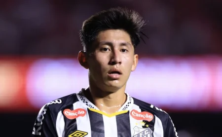 Miguelito e Santos se reúnem para discutir renovação de jovem atleta; clube busca agilizar processo