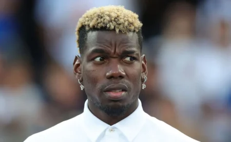 Mônaco e França buscam negociar Paul Pogba um ano após interesse do Corinthians