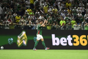 Murilo alcança marca de Cleber no Palmeiras e busca entrosamento com Gómez