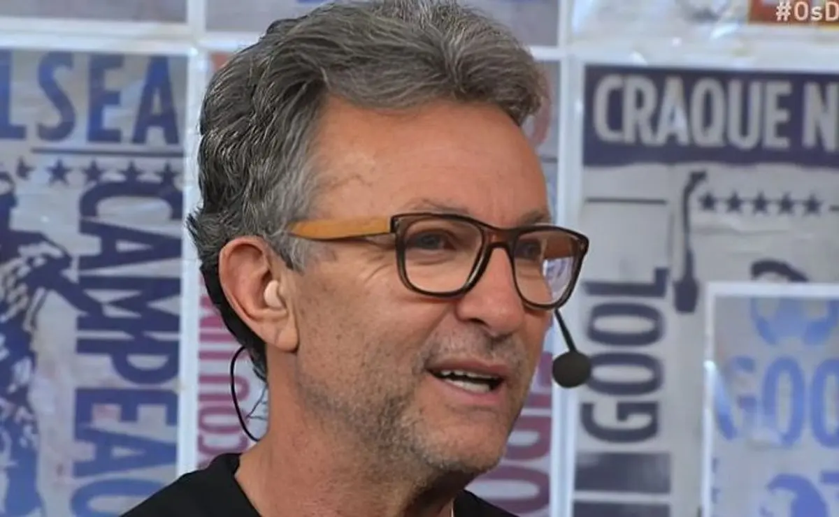 Neto critica venda de Hugo Souza ao Corinthians: “Um dos piores negócios da história” Neto critica venda de Hugo Souza ao Corinthians: “Um dos piores negócios da história”