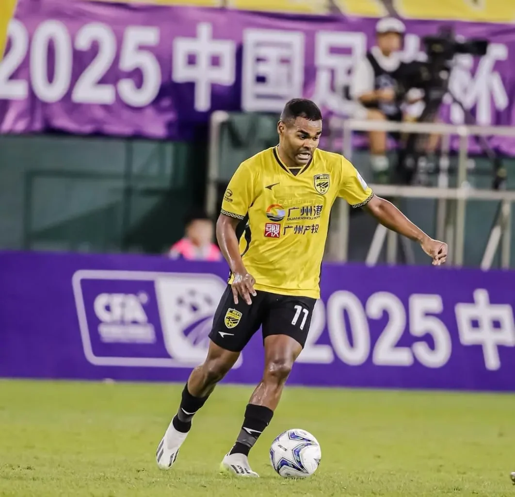 Nikão: Do Athletico à reinvenção no futebol chinês