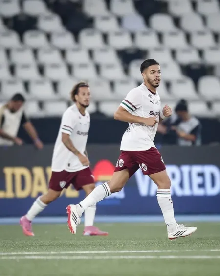 Nonato: lesão na coxa o afasta do Fluminense por até três semanas