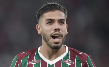 Nonato sofre lesão muscular de grau 1 na coxa e é desfalque na volta da semifinal do Carioca