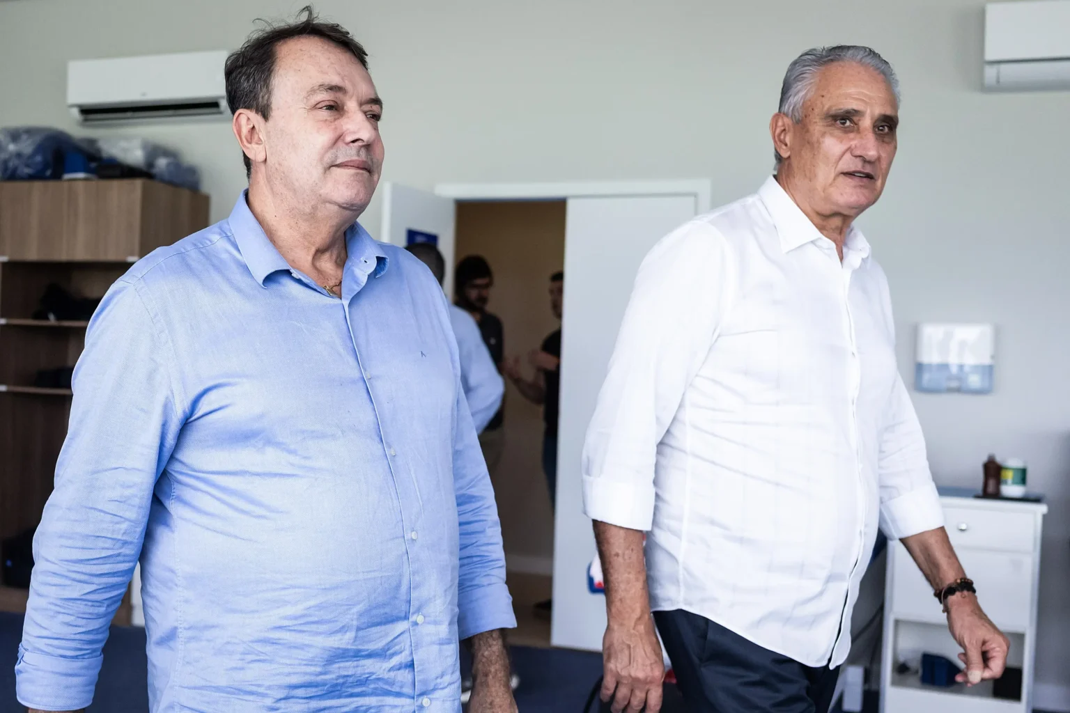 Organização cobra jogadores, Tite e dirigente do Cruzeiro em reunião na Toca
