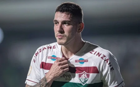 Palmeiras mira Nino e oferece R$ 105 milhões ao Fluminense