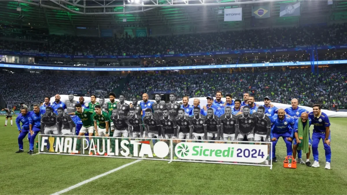 Palmeiras mantém cinco jogadores do título anterior e aposta em nova geração campeã Palmeiras mantém cinco jogadores do título anterior e aposta em nova geração campeã