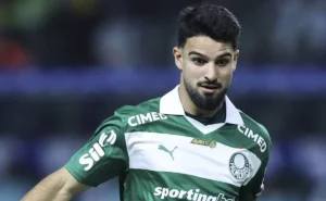 Palmeiras define valor de R$ 275 milhões para negociar Flaco López