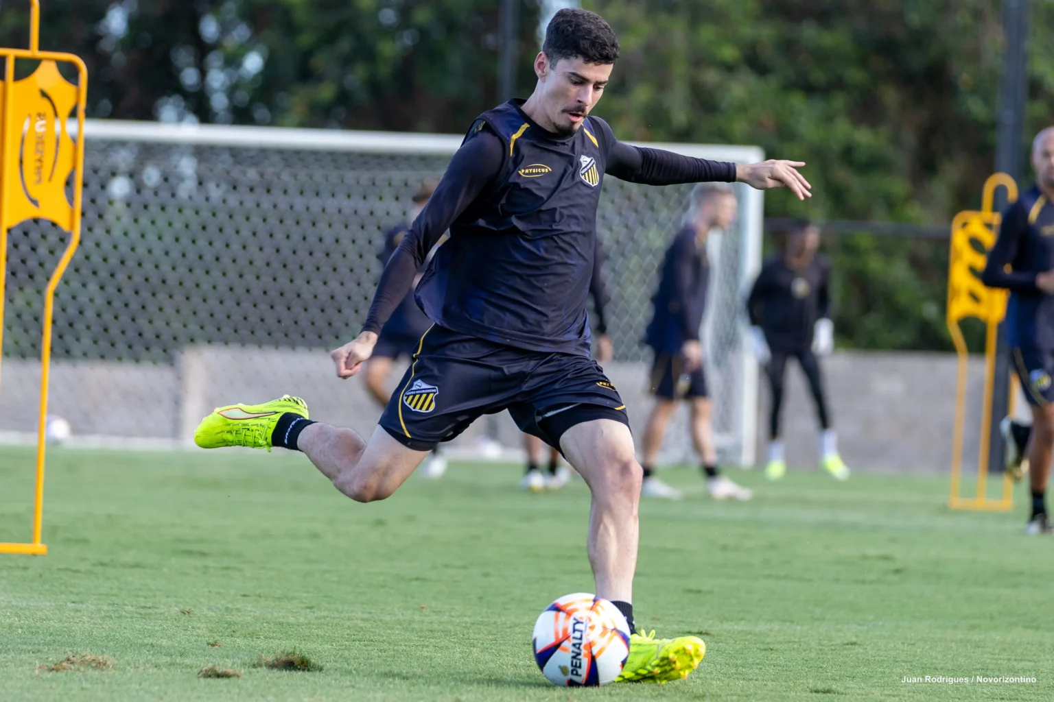 Palmeiras recebe sondagens por Rômulo e cogita empréstimo ao Novorizontino