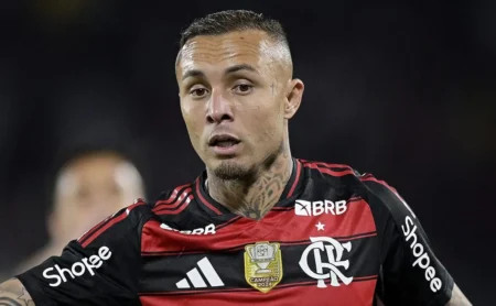 Palmeiras traça estratégia para Cebolinha em 2027 e envia recado ao Flamengo, informa jornalista