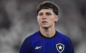 Palmeiras demonstra interesse em Montoro, mas Botafogo fecha as portas, como fez com Danilo.