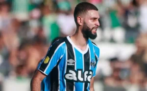Palmeiras demonstra interesse em Wagner Leonardo e acompanha zagueiro do Grêmio.