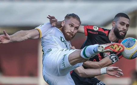 Palmeiras tem reforço de Wagner Leonardo e negociação avança após mudança no Grêmio