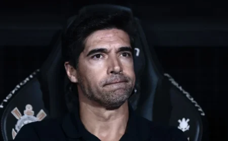 Palmeiras: Flaco López entre pendurados gera preocupação em Abel Ferreira antes de quartas do Paulistão