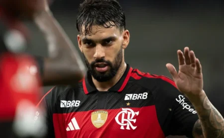 Paquetá: Início preocupante no Flamengo e pior índice de passes desde 2016