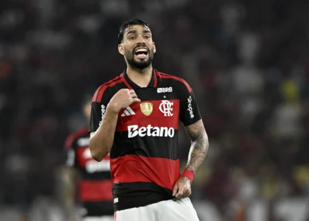 Paquetá lamenta resultados negativos do Flamengo: "Longe do início que eu imaginava"