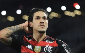 Pedro define futuro no Flamengo com busca por novo atacante e foco em 2026