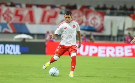 Pezzolano define Braian Aguirre como titular na lateral do Internacional após empate com o Remo