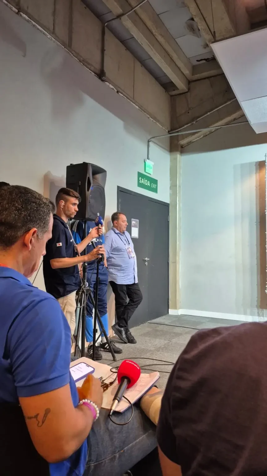 Presidente do Cruzeiro lamenta empate com o Corinthians: "Dói como uma facada"