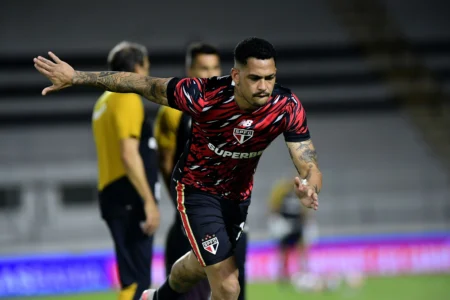 Quem permanece? O que o São Paulo avalia sobre nove jogadores em fim de contrato Quem permanece? O que o São Paulo avalia sobre nove jogadores em fim de contrato