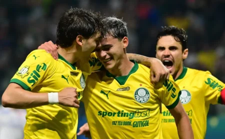 Ramón Sosa se destaca em números e ganha espaço no Palmeiras em 2026