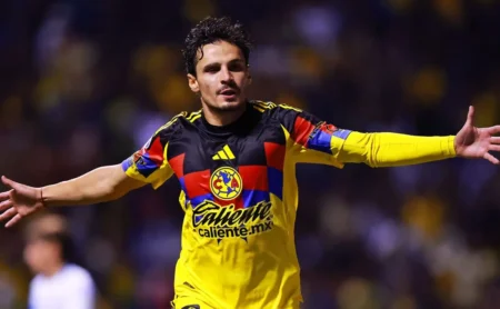 Raphael Veiga marca primeiro gol pelo América-MEX e mantém laços com o Palmeiras