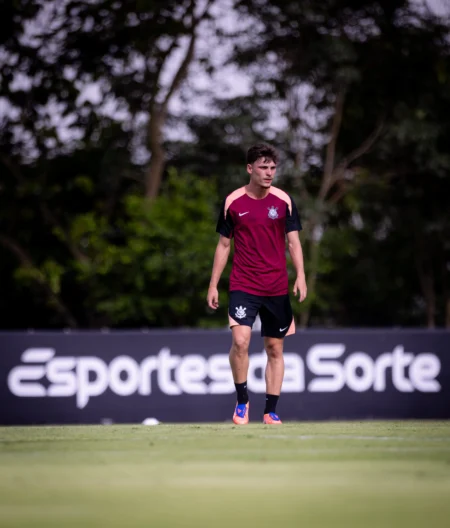 Recuperação de Breno Bidon: Treino do Corinthians marca avanço na transição Recuperação de Breno Bidon: Treino do Corinthians marca avanço na transição