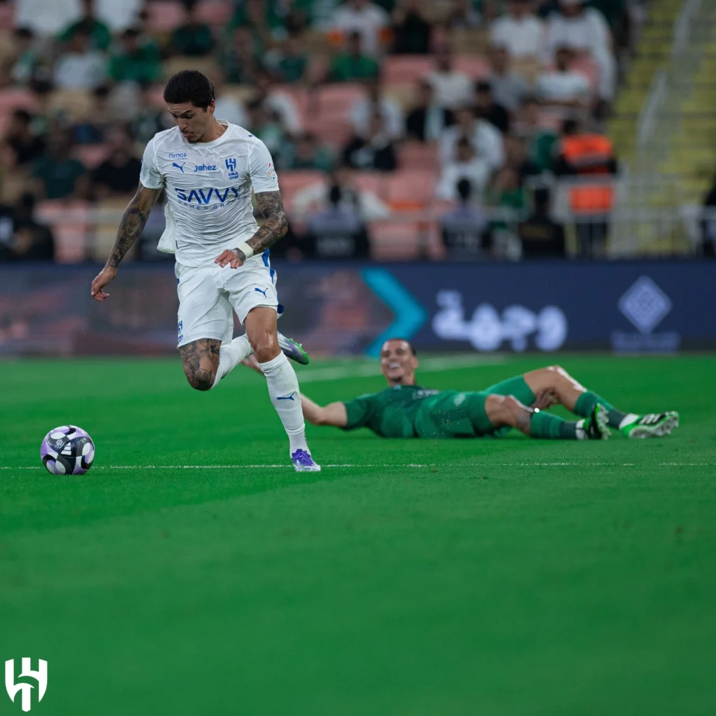 Reforço de R$ 335 milhões: Darwin Núñez pode deixar o Al-Hilal com a chegada de Benzema