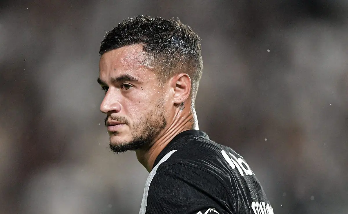 Saída de Diniz: Coutinho é informado e bastidores vêm à tona Saída de Diniz: Coutinho é informado e bastidores vêm à tona