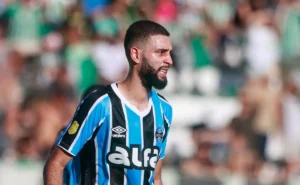 Saída de Wagner Leonardo do Grêmio é descartada por Luís Castro, apesar de especulações no Palmeiras