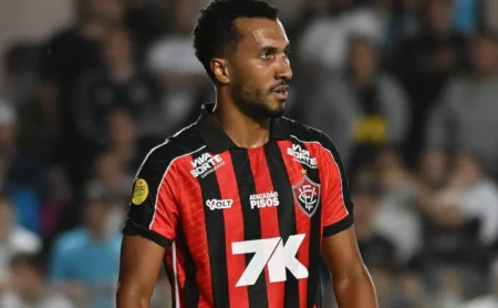 Santos busca R$ 3,6 milhões do Vitória por Lucas Braga e estuda acionar a CNRD