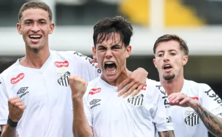 Santos e Enzo Boer: Meia acerta com o Santo André e deixa o Peixão
