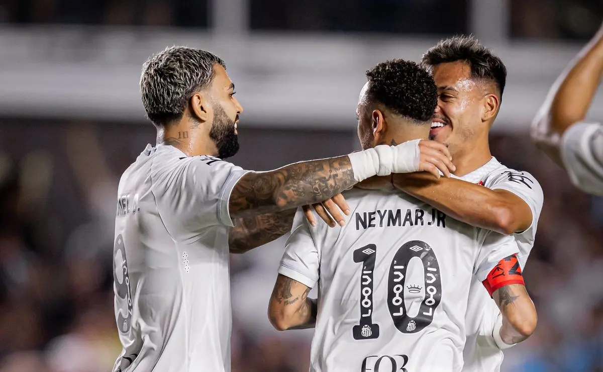Santos reencontra Neymar e Gabigol em goleada sobre o Velo Clube após 13 anos Santos reencontra Neymar e Gabigol em goleada sobre o Velo Clube após 13 anos