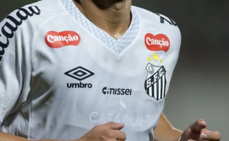 Santos renova patrocínio com a Saint-Gobain em busca de novo patrocinador máster Santos renova patrocínio com a Saint-Gobain em busca de novo patrocinador máster