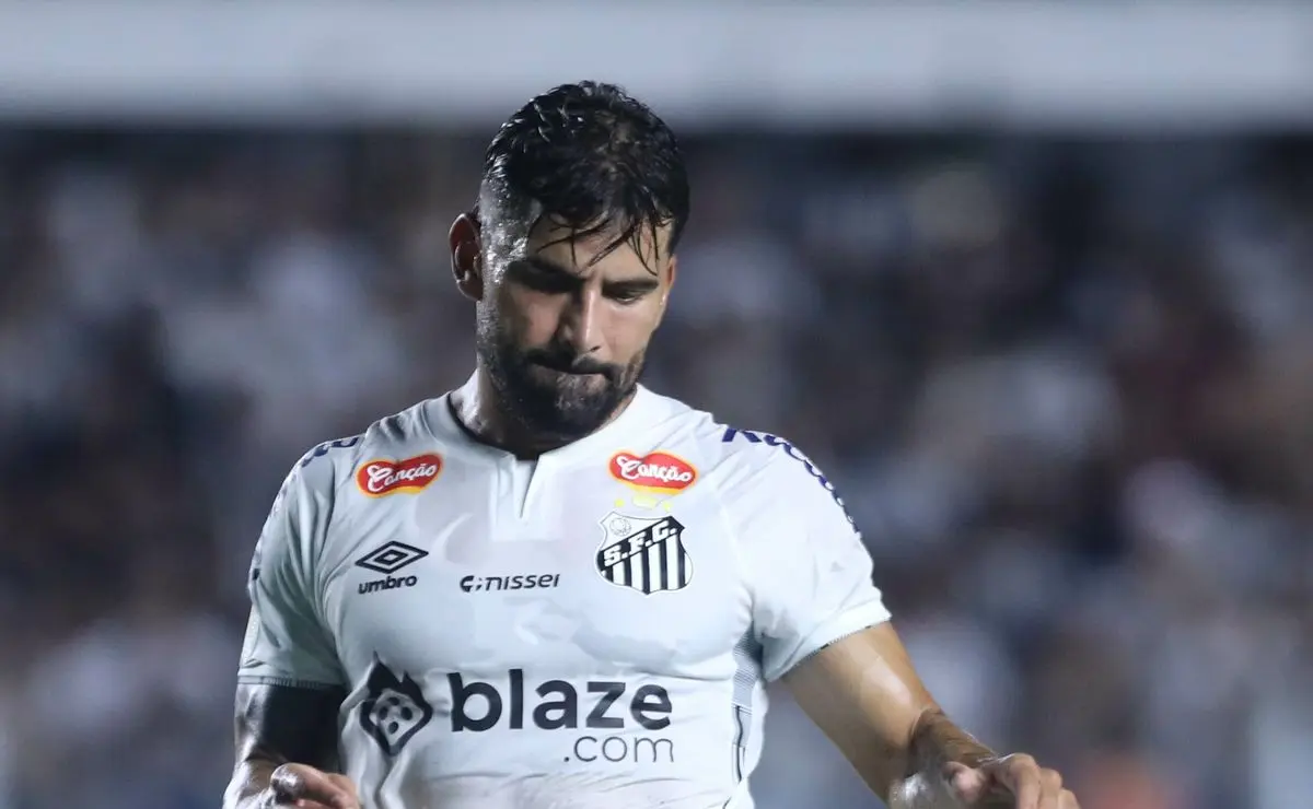 Santos rescinde com Rincón e Basso; dupla deixa o clube Santos rescinde com Rincón e Basso; dupla deixa o clube