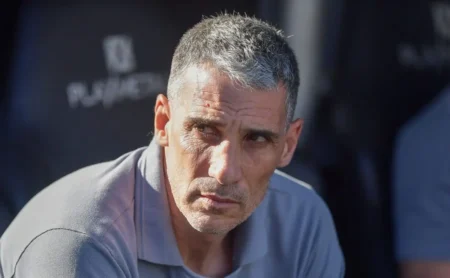 Santos: Vojvoda perde João Basso para o jogo contra o Athletico