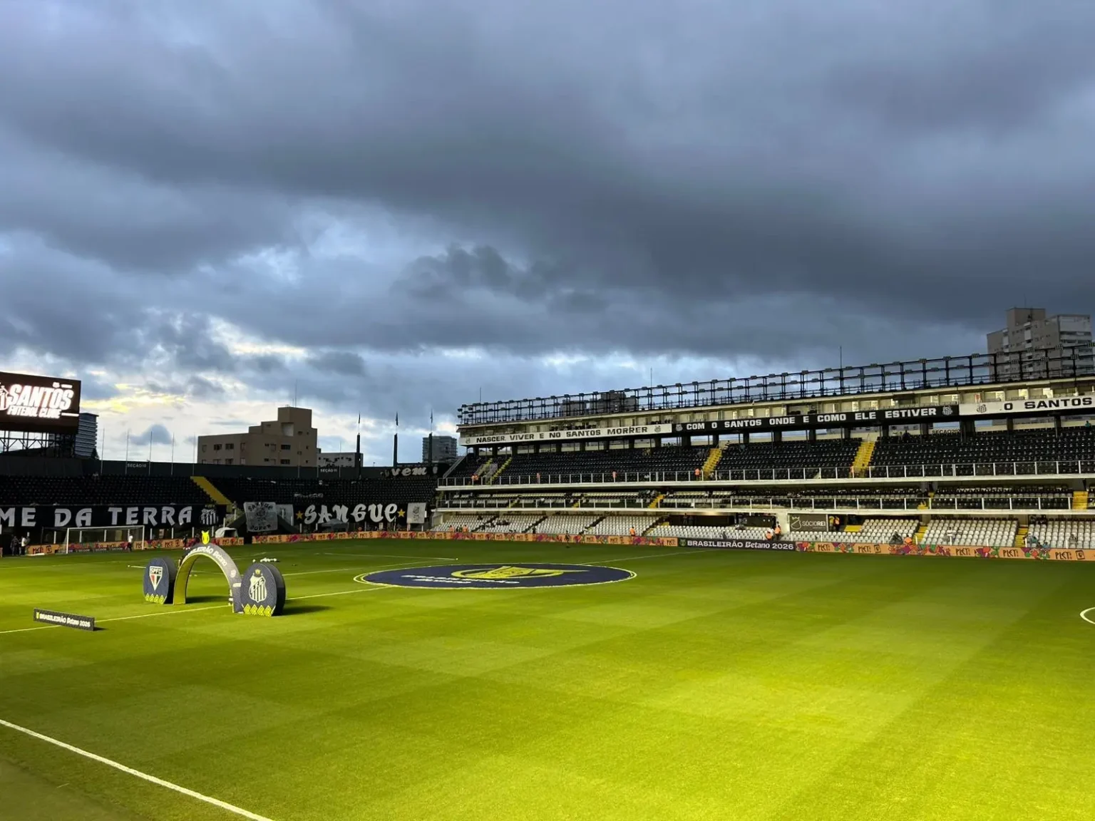 Santos x Vasco: horário, escalações e onde assistir ao vivo